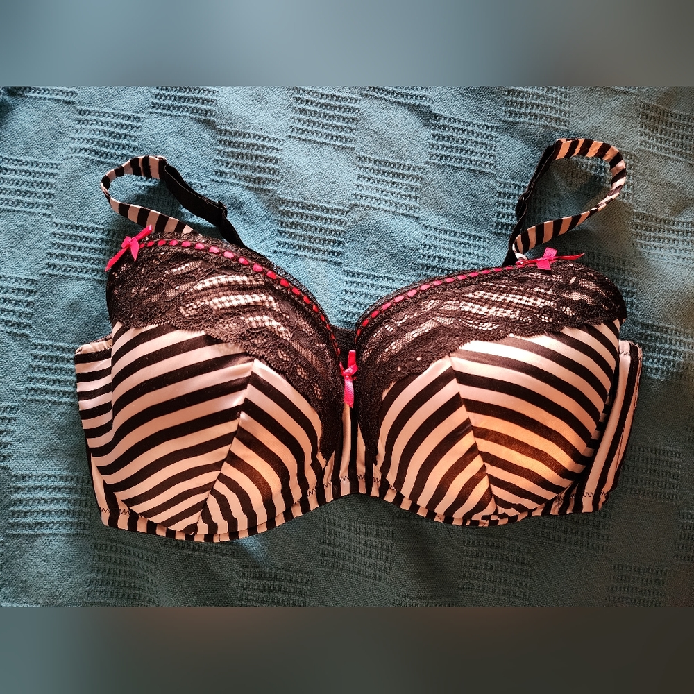 Full Coverage Balconette Bra, NWOT, size 40DDD